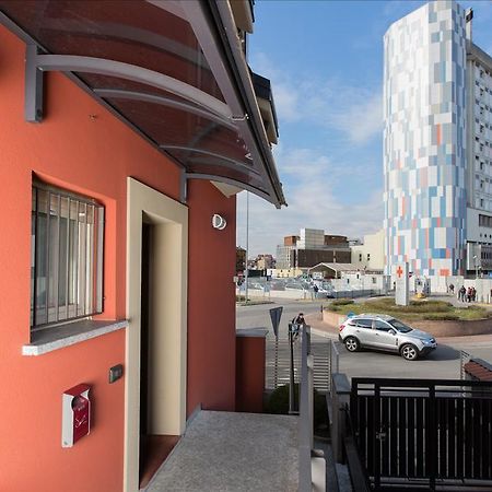 Residenza Villa Regina Монца Екстер'єр фото