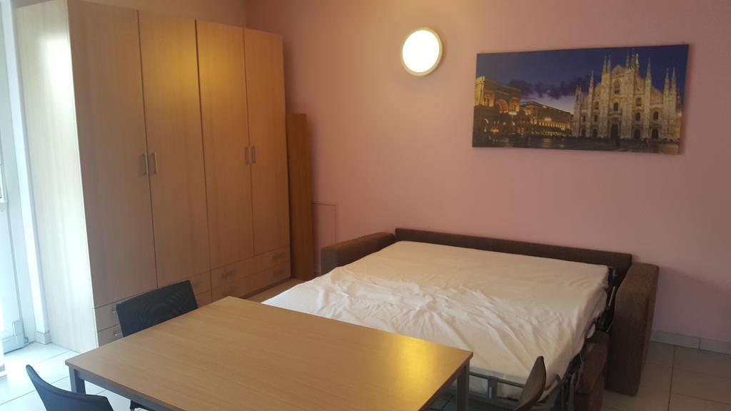 Residenza Villa Regina Монца Екстер'єр фото