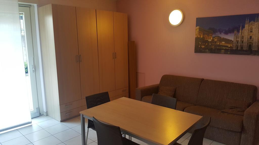 Residenza Villa Regina Монца Екстер'єр фото