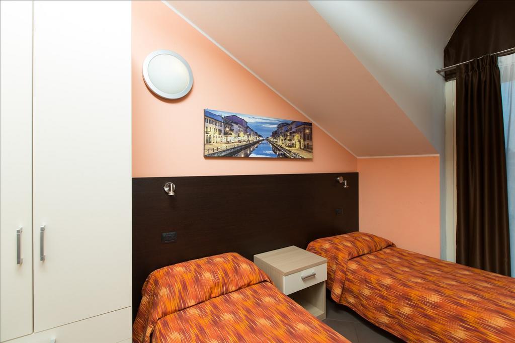 Residenza Villa Regina Монца Екстер'єр фото